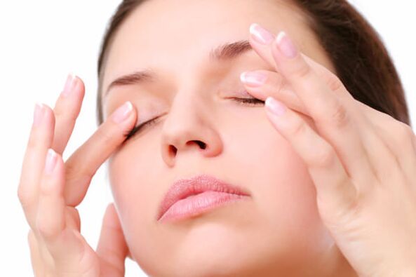 Massage of the eyelids